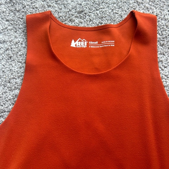 REI Cropped Athletic Top - Picture 2 of 4